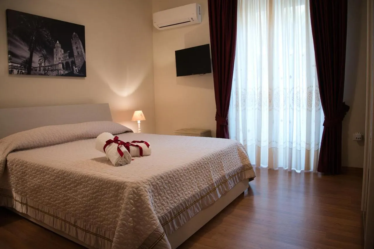 Il Delfino Holiday House Cefalu Apartment