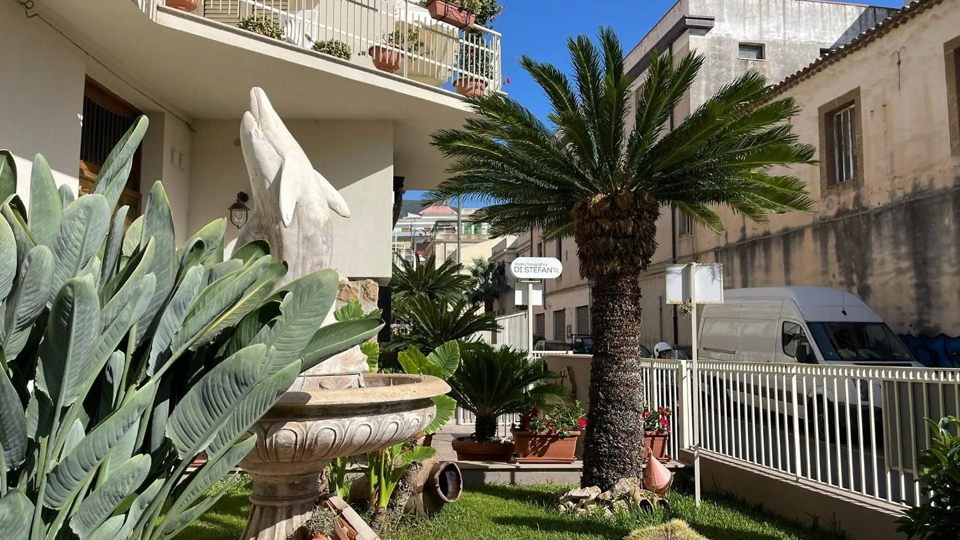 Il Delfino Holiday House Cefalu Apartment