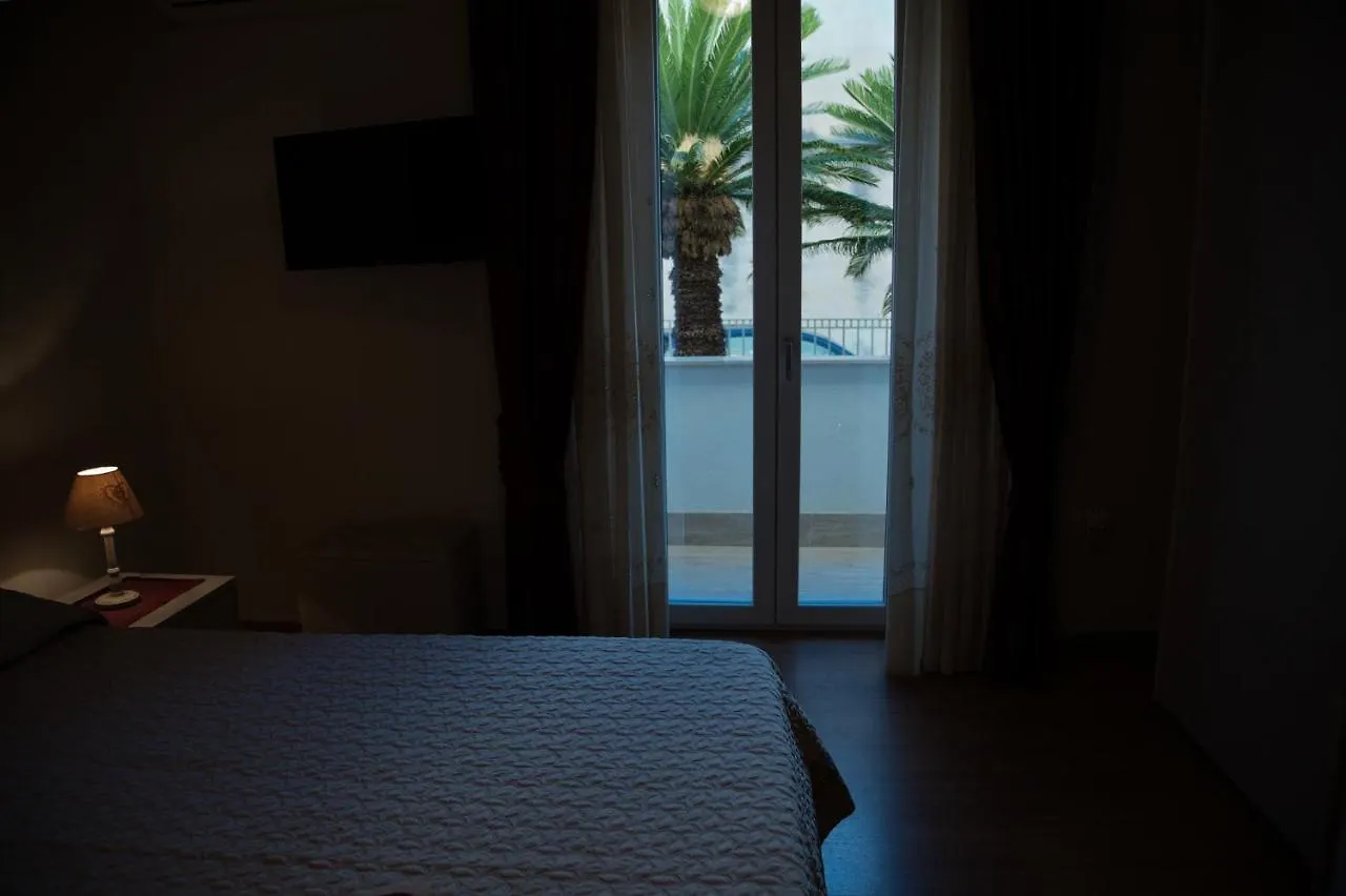 Apartment Il Delfino Holiday House Cefalu