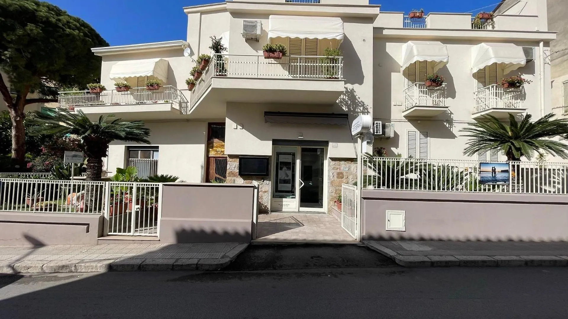 Apartment Il Delfino Holiday House Cefalu